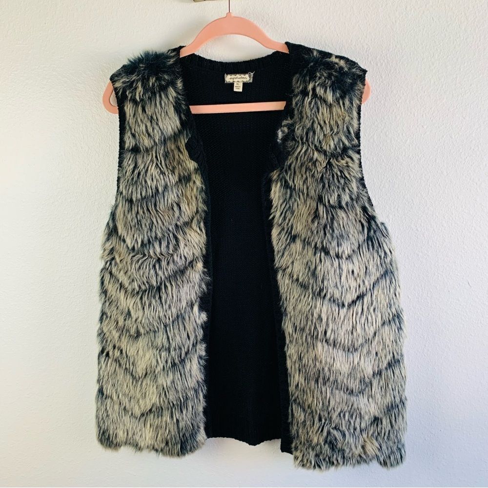 Eyeshadow Open‎ Front Faux Fur Knit Vest
